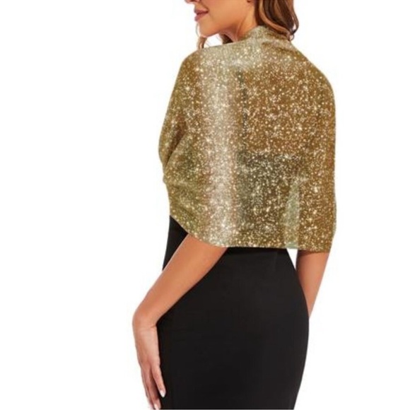 Gold Sparkling Metallic Shawls and Wraps with Buckle, for Evening Dresses Party - www.bongoclub.cl Gold Sparkling Metallic Shawls and Wraps with Buckle, for Evening Dresses Party - www.bongoclub.cl